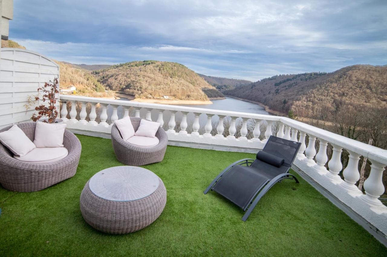 Miremont  Ma Villa Au Bord De L'Eau מראה חיצוני תמונה